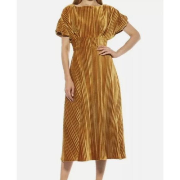 Alexia Admor Veronica Gold Pleated Velvet Midi Dress Lg Short Sleeve Boat Neck - Picture 1 of 16